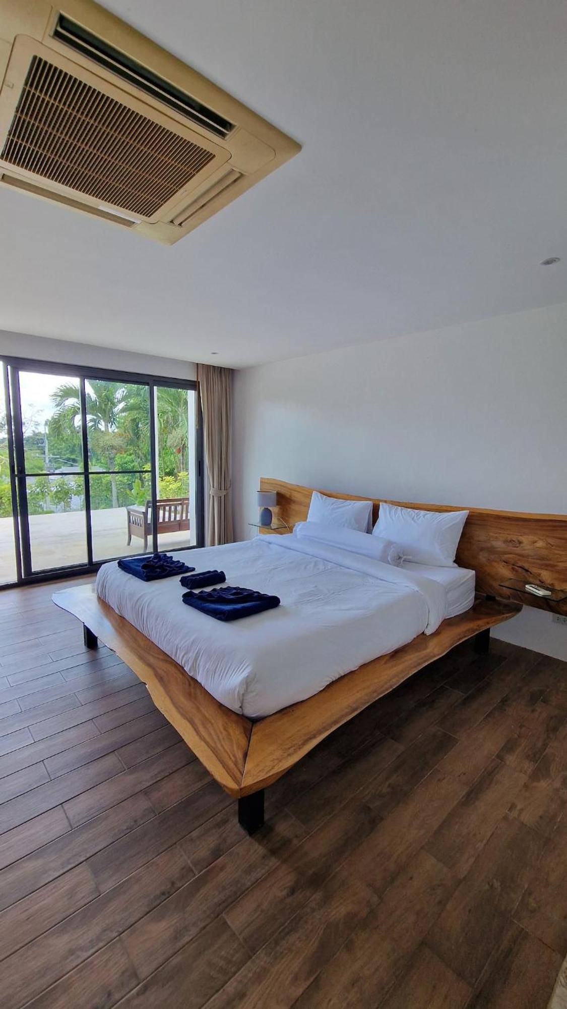 Villa Steberg 6, With Sea View In Meanam Amphoe Koksamui